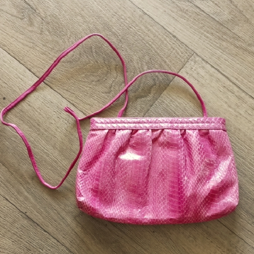 BGStreet Snakeskin Vintage Crossbody So Very MCM Low Key Hoping No one Buys